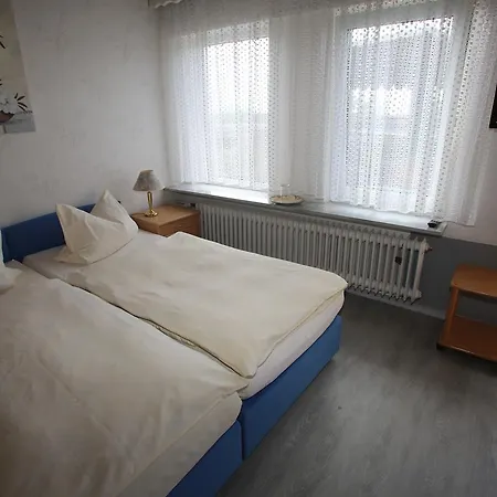 Weinberg Mit Nizza 3*