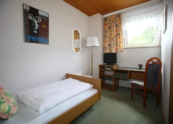 Weinberg Mit Nizza Отель 3*