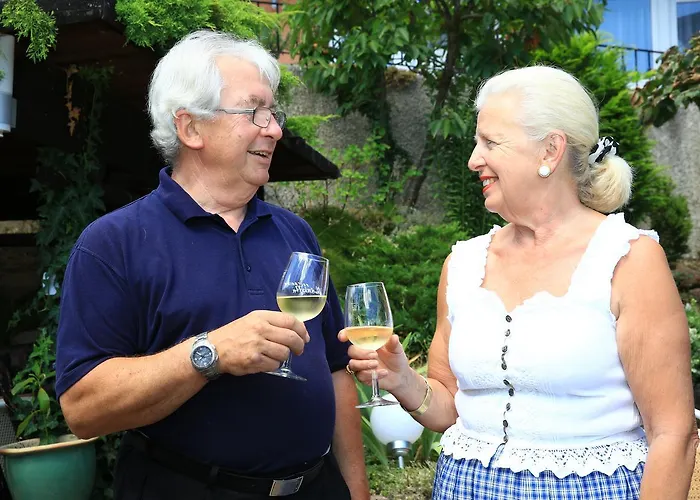 Weinberg Mit Nizza Отель